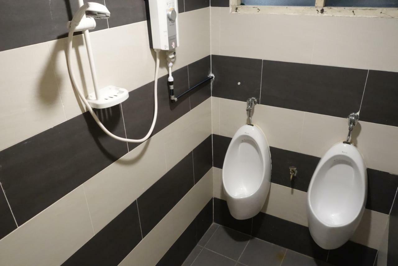 Hornbill Hostel Kampung Boyan Zewnętrze zdjęcie